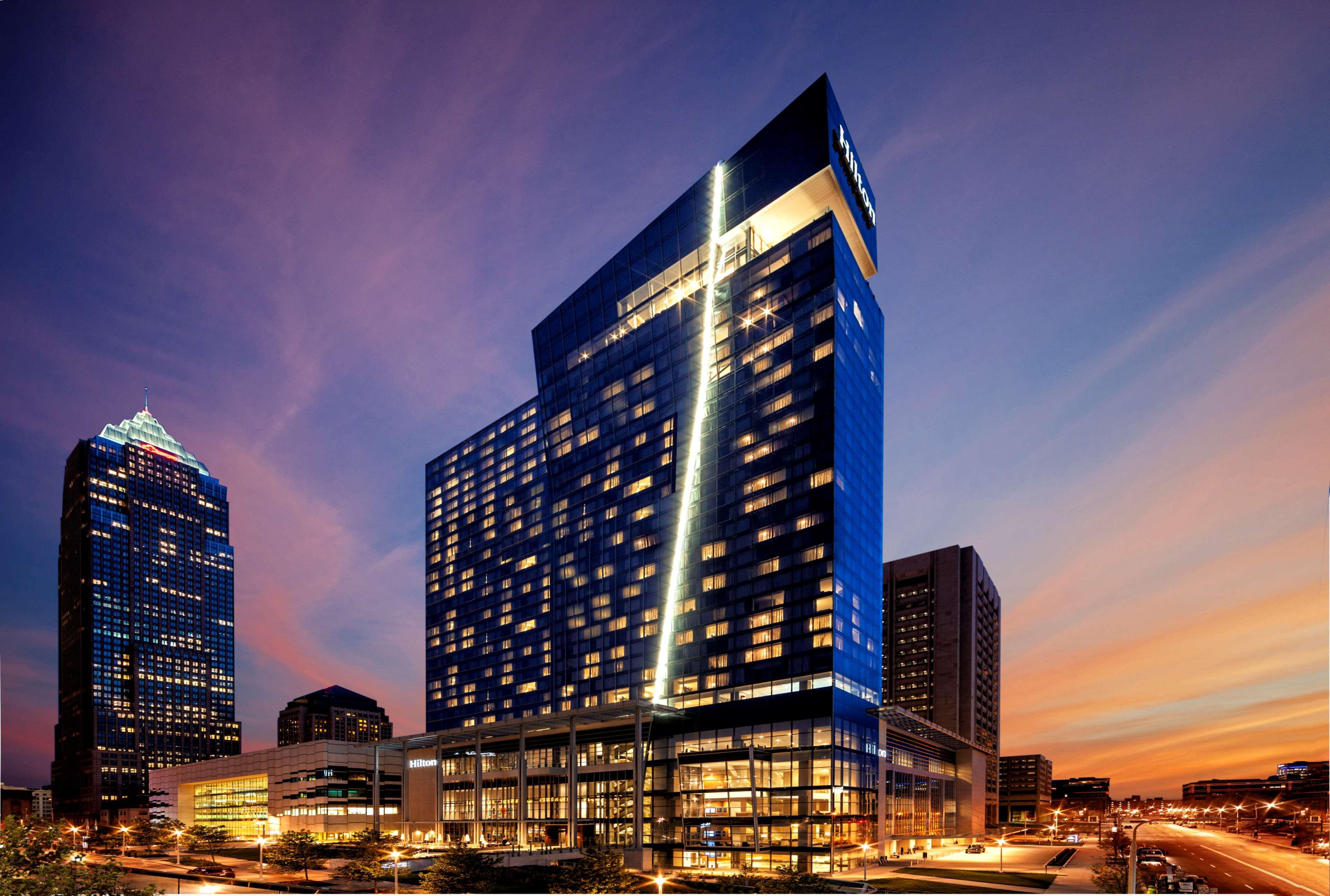 Отель Hilton Cleveland Downtown Экстерьер фото